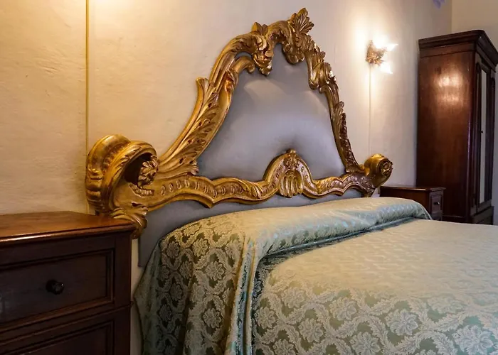 בית הארחה Antica Dimora Della Racchetta 4*