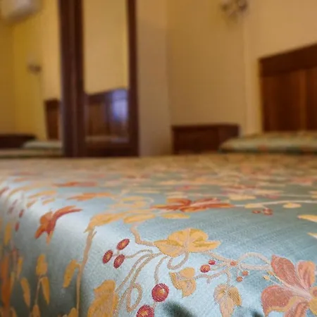 Affittacamere Antica Dimora Della Racchetta 4*