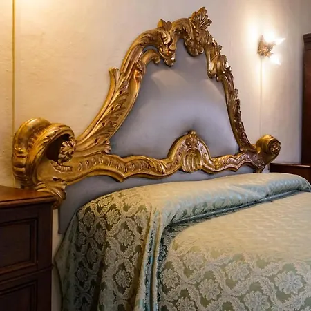 Pensjonat Antica Dimora Della Racchetta 4*