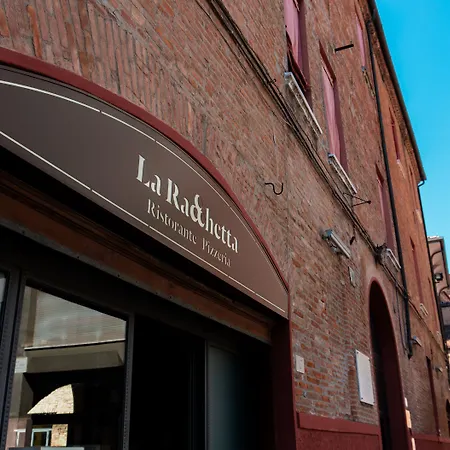 Antica Dimora Della Racchetta 4*