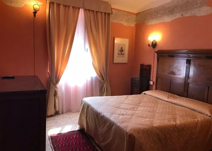 Antica Dimora Della Racchetta 4* 페라라